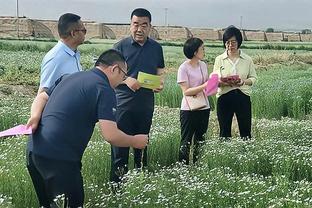 露天看台交易建议：湖人出里夫斯+范德彪等筹码换回西亚卡姆